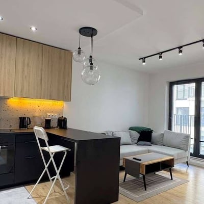 Alquiler de un cómodo apartamento de 2 habitaciones, 40 m², Ołbin, Breslavia, Polonia